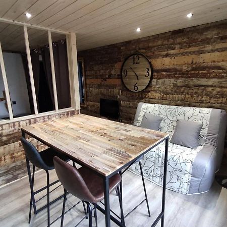 La Darbella - Style Chalet De Montagne Dole Eksteriør bilde
